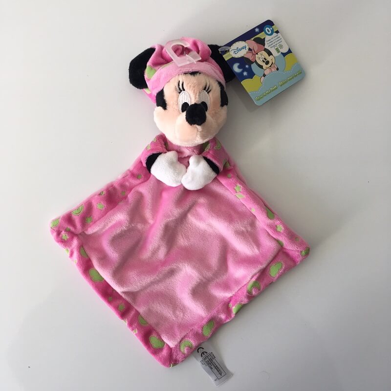 Doudou Minnie Disney qui brille dans le noir