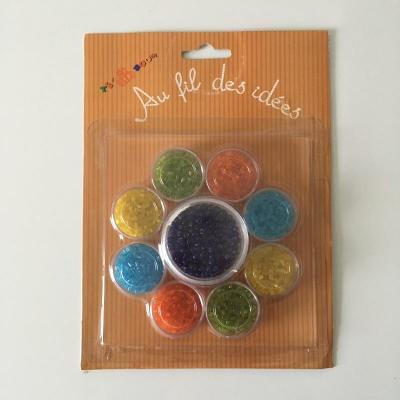 Perles de rocaille pour les loisirs creatifs